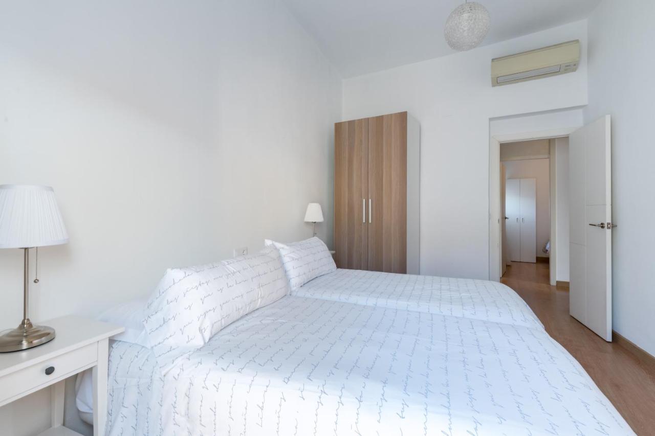 Rd2 Aparcamiento Incluido Triana Terraza Privada Apartment Seville Exterior photo